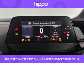 VOLKSWAGEN ID.4 Pure 52kWh Life SUV 5dr Electric Auto (148 ps)