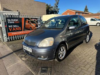 TOYOTA YARIS 1.3 VVT-i Colour Collection 3dr