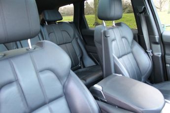 LAND ROVER RANGE ROVER SPORT 3.0 SDV6 [306] HSE 5dr Auto