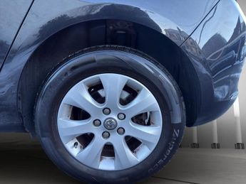 VAUXHALL ASTRA 1.6 CDTi 16V ecoFLEX 136 Design 5dr