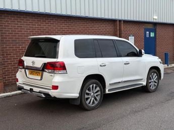 TOYOTA LAND CRUISER AMAZON V8