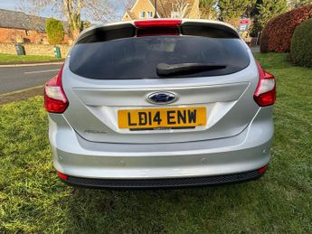 FORD FOCUS 1.6 125 Zetec 5dr Powershift