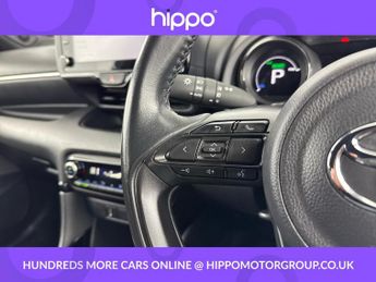 TOYOTA YARIS 1.5 VVT-h Dynamic Hatchback 5dr Petrol Hybrid E-CVT Euro 6 (s/s)