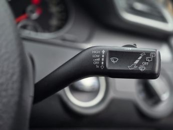 VOLKSWAGEN PASSAT 2.0 TDI 170 Bluemotion Tech Sport 4dr