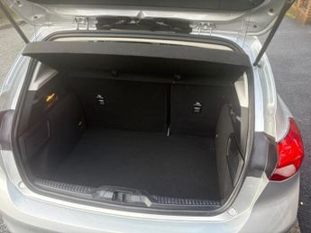 FORD FOCUS 1.0 EcoBoost 125 Titanium 5dr Auto