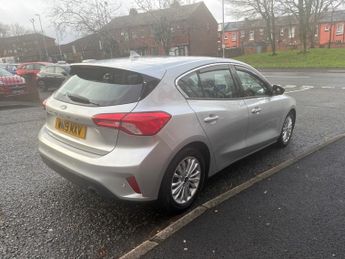 FORD FOCUS 1.0 EcoBoost 125 Titanium 5dr Auto
