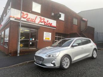 FORD FOCUS 1.0 EcoBoost 125 Titanium 5dr Auto