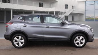 Nissan Qashqai 1.2 DiG-T Acenta 5dr ++ ULEZ / 5 SERVICES / SMART VISION ++