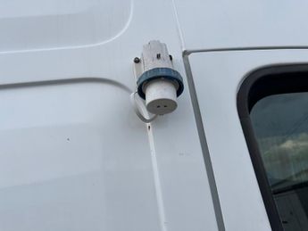 VAUXHALL MOVANO 3500 2.5CDTI 100ps High Roof Van