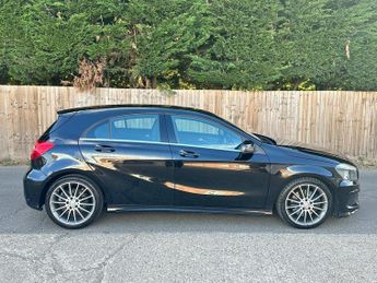 MERCEDES-BENZ A-CLASS A220 CDI AMG Sport Auto