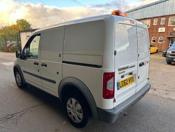 FORD TRANSIT CONNECT Low Roof Van TDCi 75ps