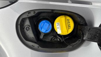 LAND ROVER RANGE ROVER EVOQUE 2.0 D200 MHEV R-Dynamic S SUV 5dr Diesel Auto 4WD Euro 6 (s/s) (