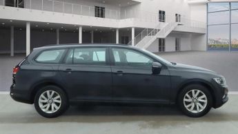 Volkswagen Passat 1.6 TDI S 5dr ++ ULEZ / 20 TAX / 6 SERVICES / 68.9 MPG ++