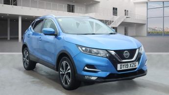Nissan Qashqai 1.5 dCi 115 N-Connecta 5dr ++ PANROOF / NAV / CAMERA / ULEZ