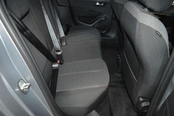 PEUGEOT E-208 100kW Active 50kWh 5dr ONLY 10000 MILES Auto