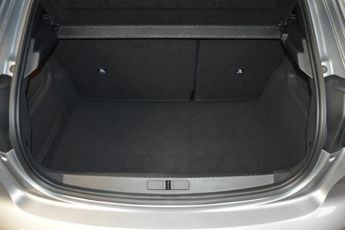 PEUGEOT E-208 100kW Active 50kWh 5dr ONLY 10000 MILES Auto