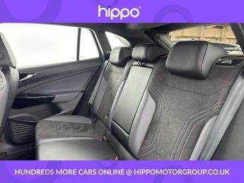 VOLKSWAGEN ID.4 Pure 52kWh Life SUV 5dr Electric Auto (148 ps)
