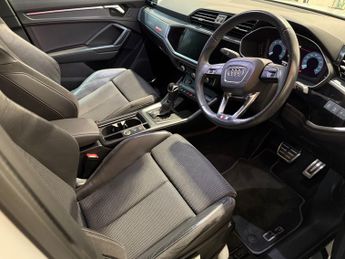 AUDI Q3 35 TDI S Line 5dr S Tronic
