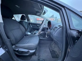 TOYOTA AURIS 1.6 VVTi TR 5dr