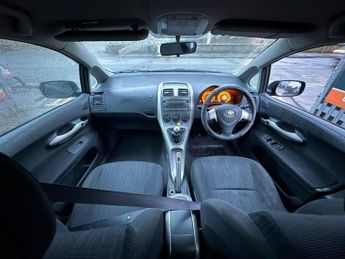 TOYOTA AURIS 1.6 VVTi TR 5dr