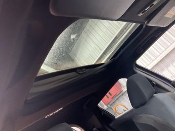 NISSAN JUKE 1.6 Acenta Premium 5dr Xtronic ++ PANROOF / 7 SERVICES / NAV / U