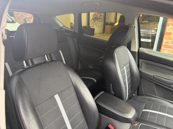 FORD KUGA 2.0 TDCi 163 Titanium 5dr Powershift