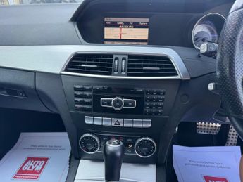 MERCEDES-BENZ C CLASS C250 CDI BlueEFFICIENCY AMG Sport 4dr Auto ++ NAV / LEATHER / CA