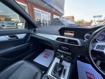 MERCEDES-BENZ C CLASS C250 CDI BlueEFFICIENCY AMG Sport 4dr Auto ++ NAV / LEATHER / CA