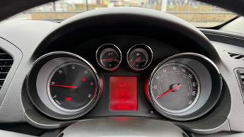 VAUXHALL INSIGNIA 2.0 CDTi SRi 5dr