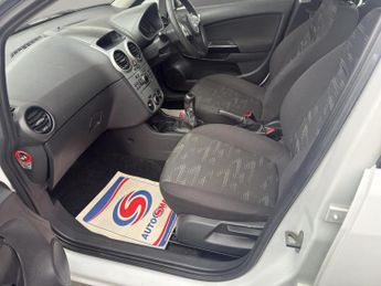 VAUXHALL CORSA 1.2 Exclusiv 5dr