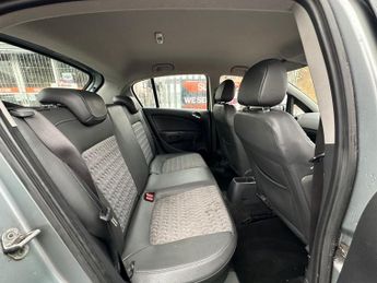 VAUXHALL CORSA 1.4 SE 5dr Auto