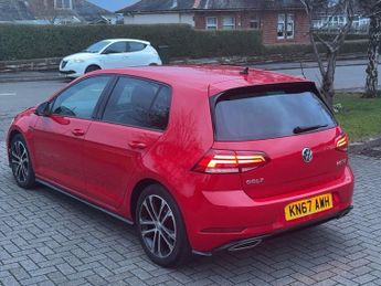 VOLKSWAGEN GOLF 2.0 TDI R-Line 5dr DSG