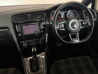 VOLKSWAGEN GOLF 2.0 TDI GTD 5dr DSG