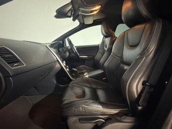 VOLVO XC60 D5 [215] R DESIGN Lux Nav 5dr AWD Geartronic