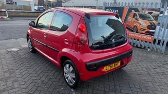 PEUGEOT 107 1.0 Urban 5dr