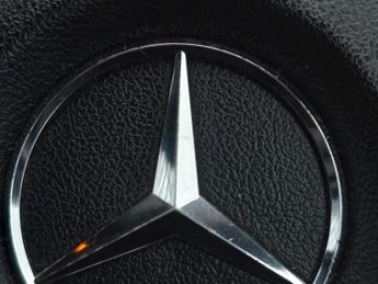 MERCEDES-BENZ E CLASS 2.1 E220 CDI BlueEfficiency Sport Cabriolet 2dr Diesel G-Tronic+