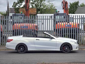 MERCEDES-BENZ E CLASS 2.1 E220 CDI BlueEfficiency Sport Cabriolet 2dr Diesel G-Tronic+