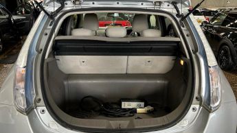 NISSAN LEAF 80kW 5dr Auto