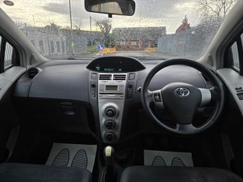 TOYOTA YARIS 1.3 VVT-i TR 5dr