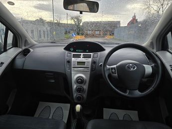 TOYOTA YARIS 1.3 VVT-i TR 5dr