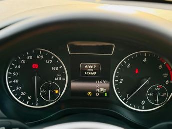 MERCEDES-BENZ A-CLASS 1.5 A180 CDI SE Hatchback 5dr Diesel 7G-DCT Euro 5 (s/s) (109 ps