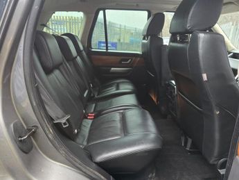 LAND ROVER RANGE ROVER SPORT 2.7 TDV6 HSE 5dr Auto