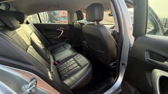 VAUXHALL INSIGNIA 2.0T 16V Elite Nav 5dr Auto