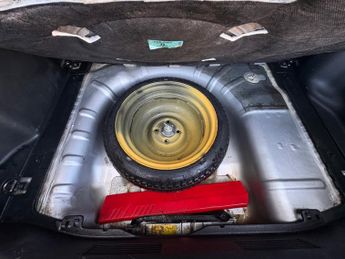 HONDA JAZZ 1.4 i-DSi SE 5dr CVT-7 ++ ULEZ / 11 SERVICES / 12 MONTHS MOT ++