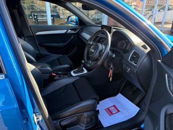 AUDI Q3 1.4T FSI S Line Edition 5dr S Tronic ++ SAT NAV / ULEZ / I9 INCH