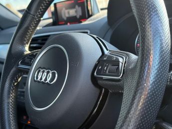 AUDI Q3 1.4T FSI S Line Edition 5dr S Tronic ++ SAT NAV / ULEZ / I9 INCH