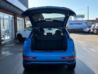 AUDI Q3 1.4T FSI S Line Edition 5dr S Tronic ++ SAT NAV / ULEZ / I9 INCH