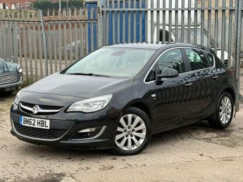VAUXHALL ASTRA 2.0 CDTi 16V SE 5dr Auto