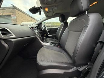 VAUXHALL ASTRA 2.0 CDTi 16V SE 5dr Auto