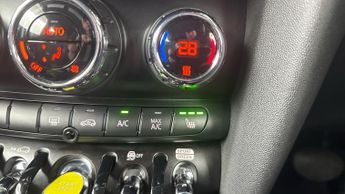 MINI ELECTRIC HATCH Cooper SE 32.6kWh Level 2 Hatchback 3dr Electric Auto (184 ps)